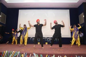 Resounding start of ‘Resurrection 2K 17’ – Manav Rachna’s three-day Annual Fest