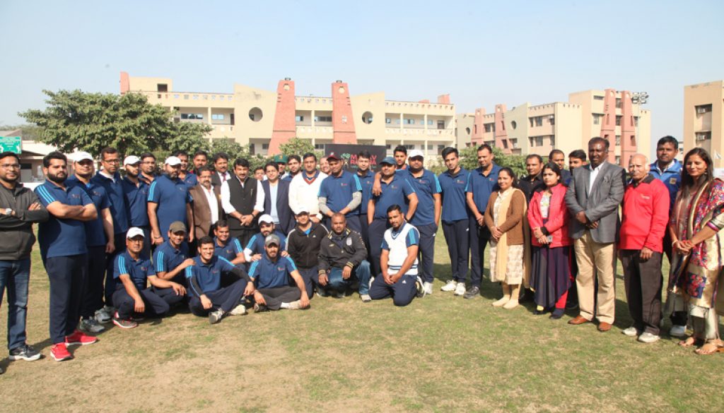 Manav Rachna Corporate cricket challenge cup