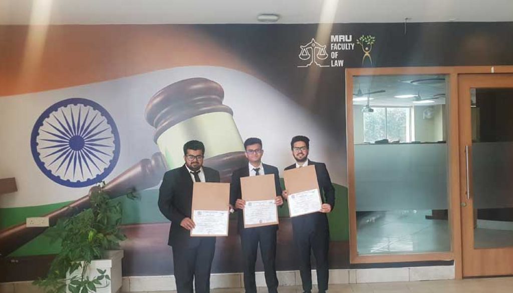 MOOT-COURT-ACHIEVEMENT