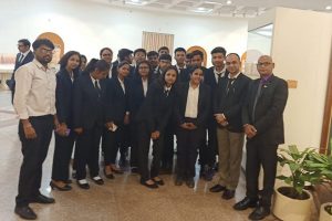 Law Students Visited Supreme Court Museum