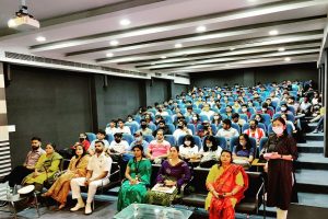 Interaction of CSE Students with Manav Rachna Alumnus Lieutenant Commander Gaurav Saini