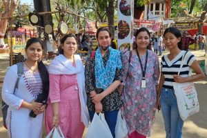 UG & PG students of Nutrition and Dietetics visited 35th Surajkund Craft Mela